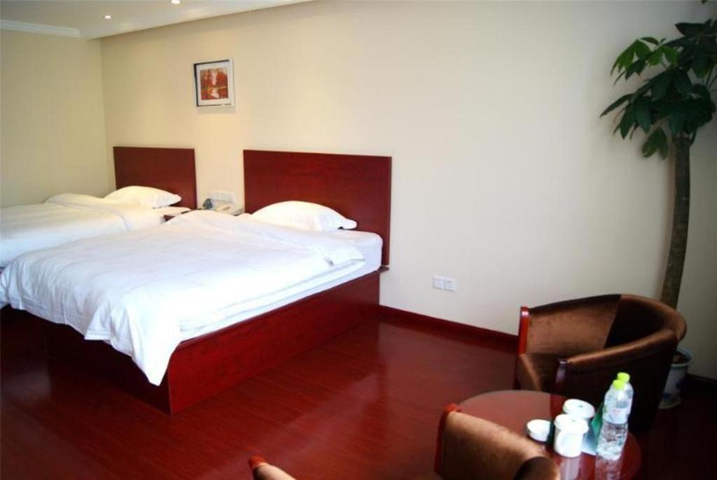 Greentree Inn Suzhou Railway Station North Square Haobainian Wedding Dress City Express Hotel Extérieur photo