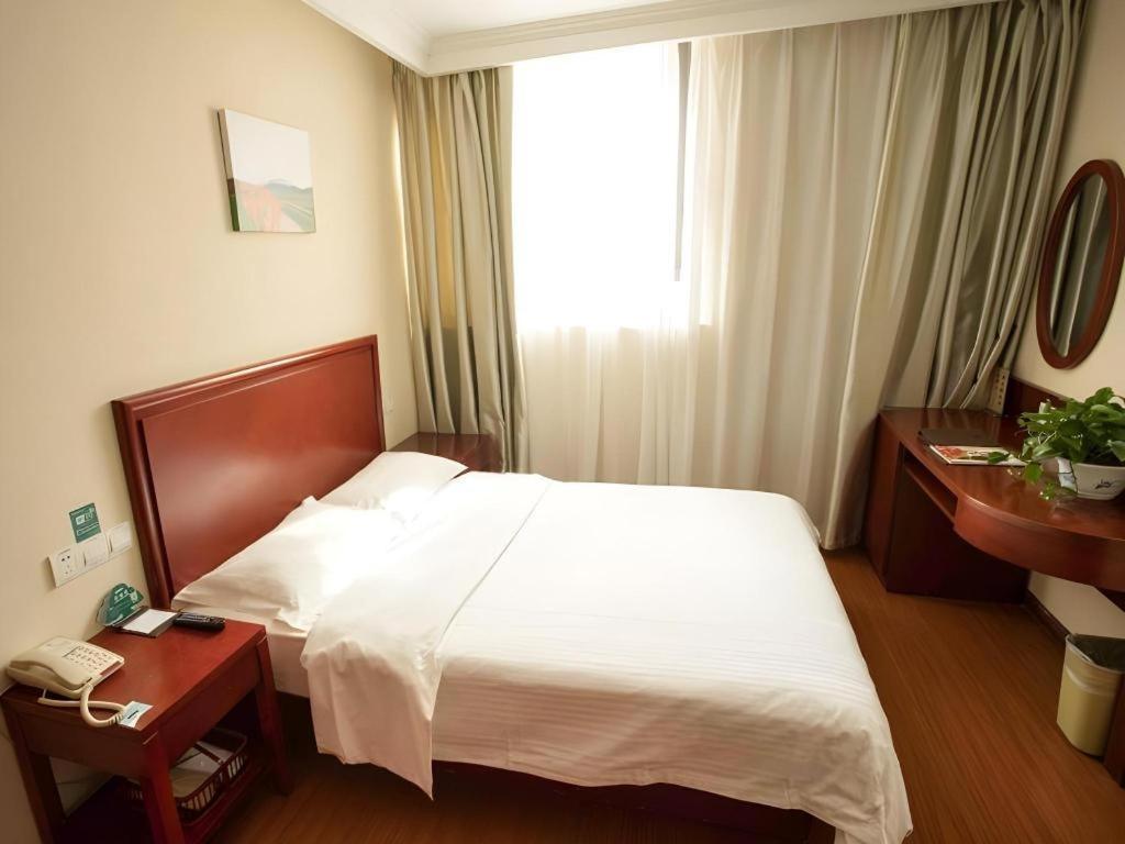 Greentree Inn Suzhou Railway Station North Square Haobainian Wedding Dress City Express Hotel Extérieur photo