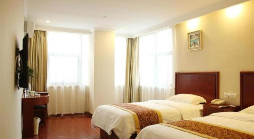 Greentree Inn Suzhou Railway Station North Square Haobainian Wedding Dress City Express Hotel Extérieur photo