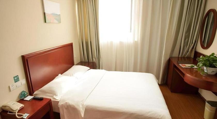 Greentree Inn Suzhou Railway Station North Square Haobainian Wedding Dress City Express Hotel Extérieur photo