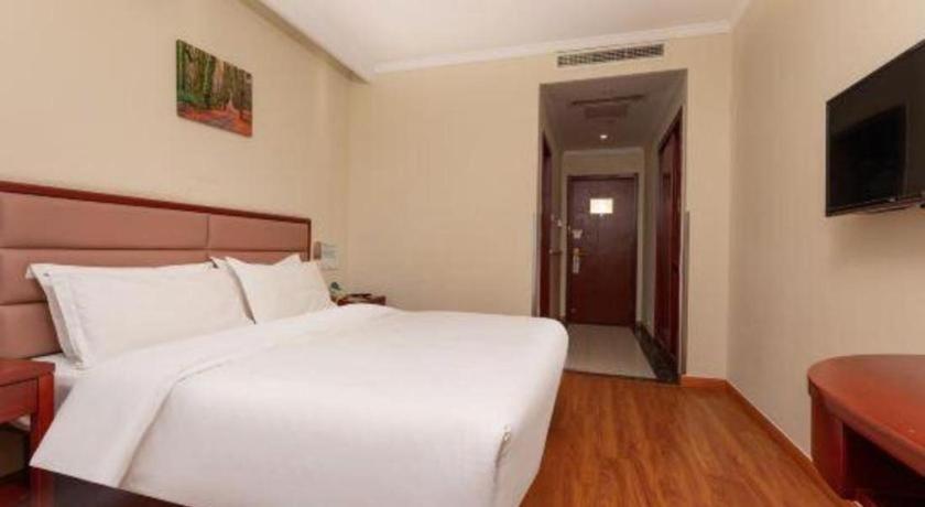Greentree Inn Suzhou Railway Station North Square Haobainian Wedding Dress City Express Hotel Extérieur photo